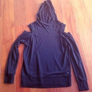 Black COAR shoulder-less athletic hoodie